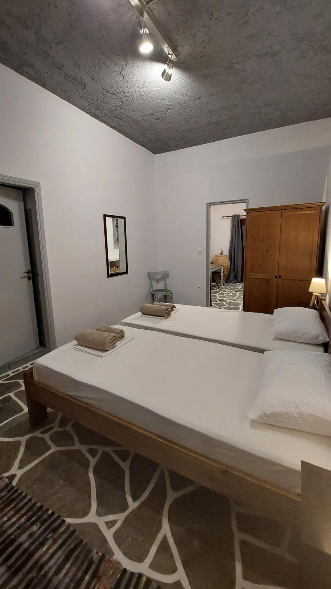 Styfilia Beachfront Apartments Platis Gialos  Εξωτερικό φωτογραφία