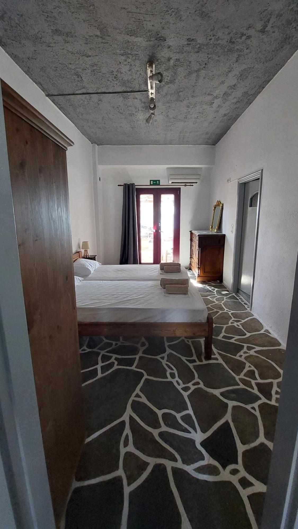 Styfilia Beachfront Apartments Platis Gialos  Εξωτερικό φωτογραφία